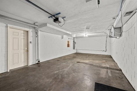 2400 27TH Street Rock Island IL 61201