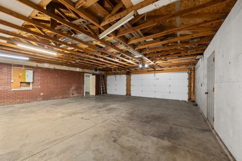 2400 27TH Street Rock Island IL 61201