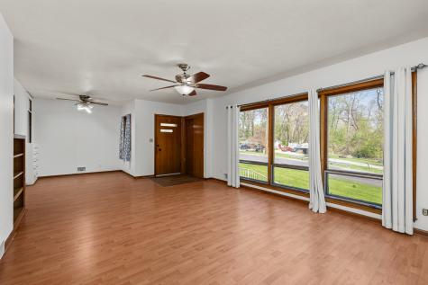 2400 27TH Street Rock Island IL 61201