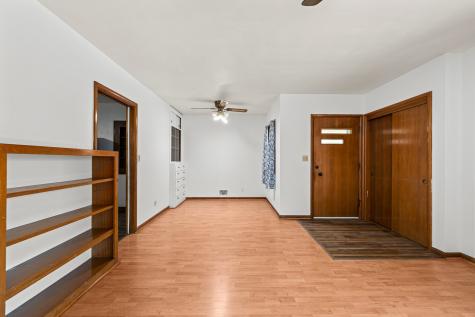 2400 27TH Street Rock Island IL 61201