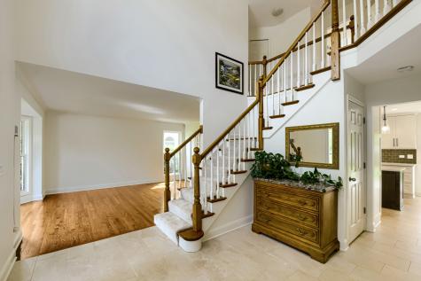 1820 Nicholson Drive Hoffman Estates IL 60192