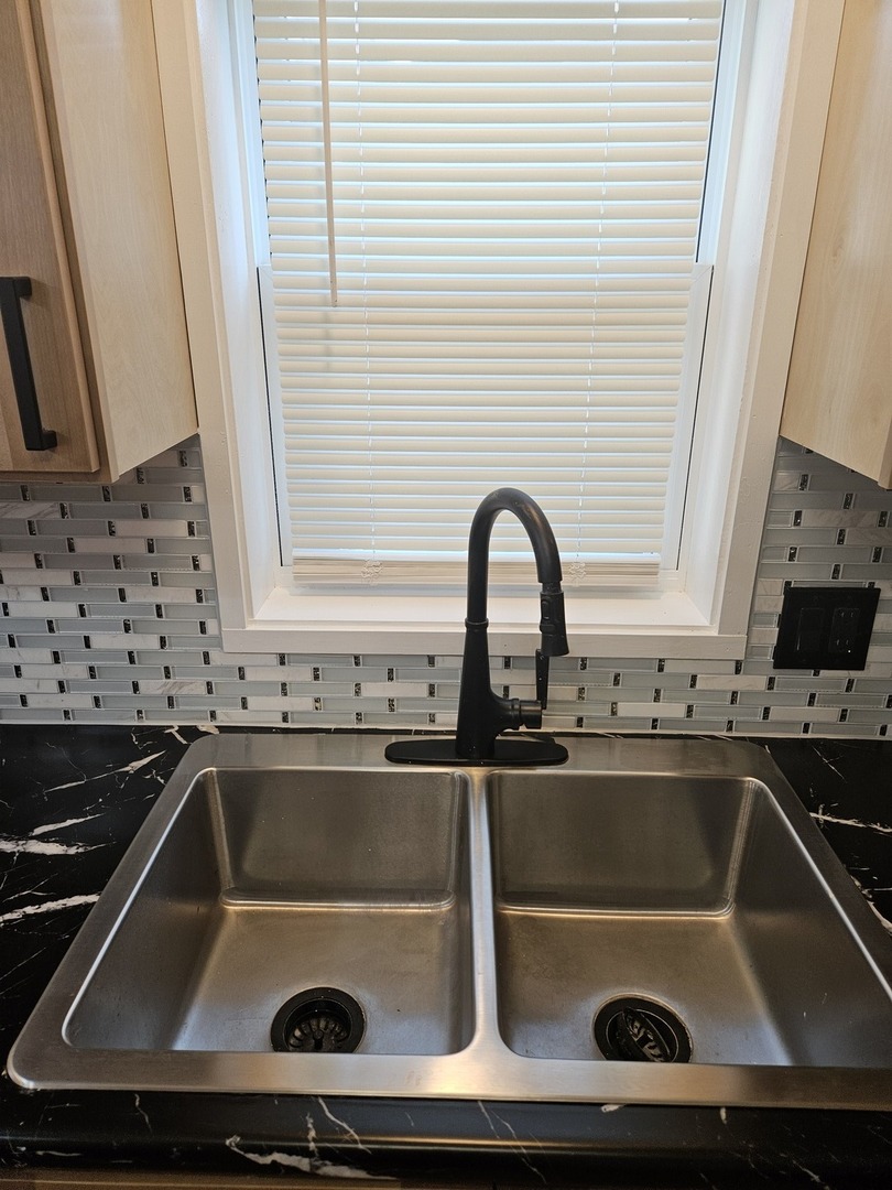 12218 South Wentworth Avenue Chicago IL 60628