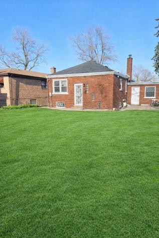 12218 South Wentworth Avenue Chicago IL 60628