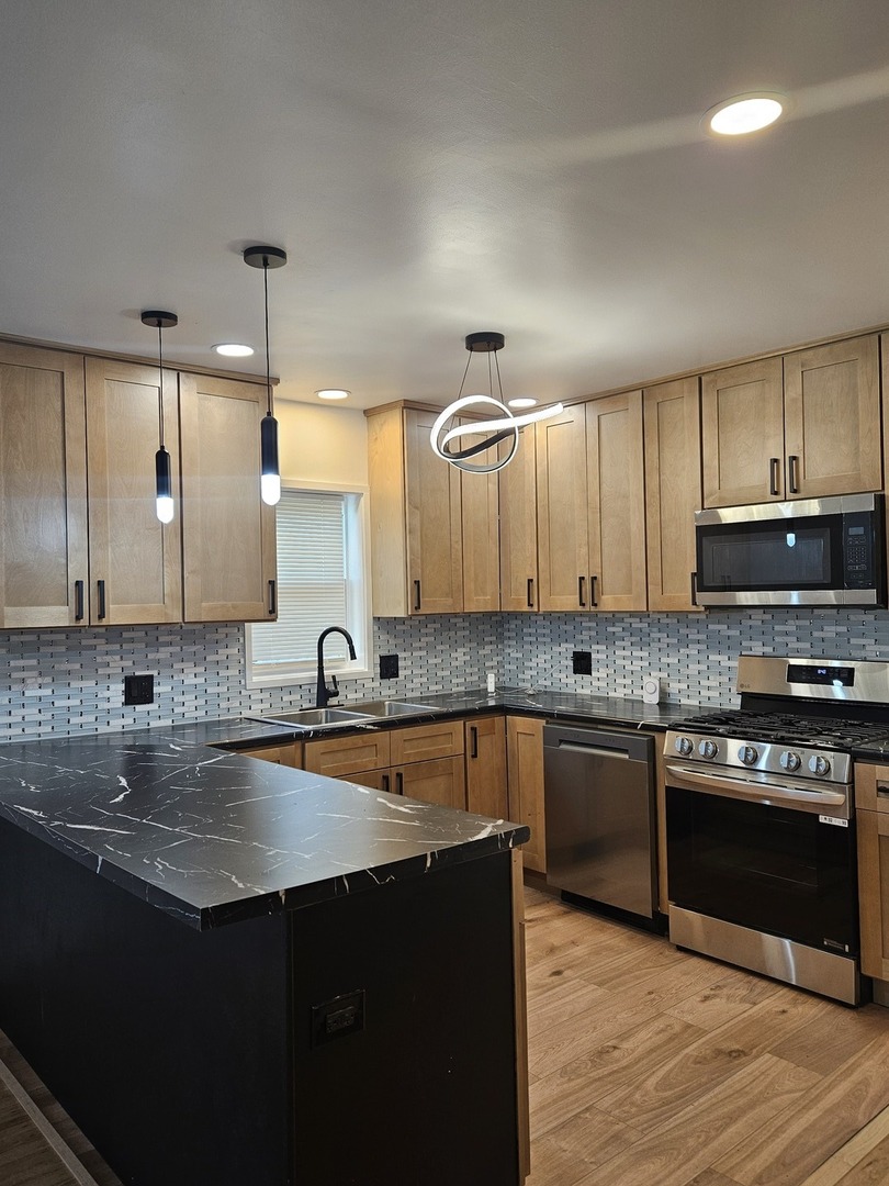 12218 South Wentworth Avenue Chicago IL 60628