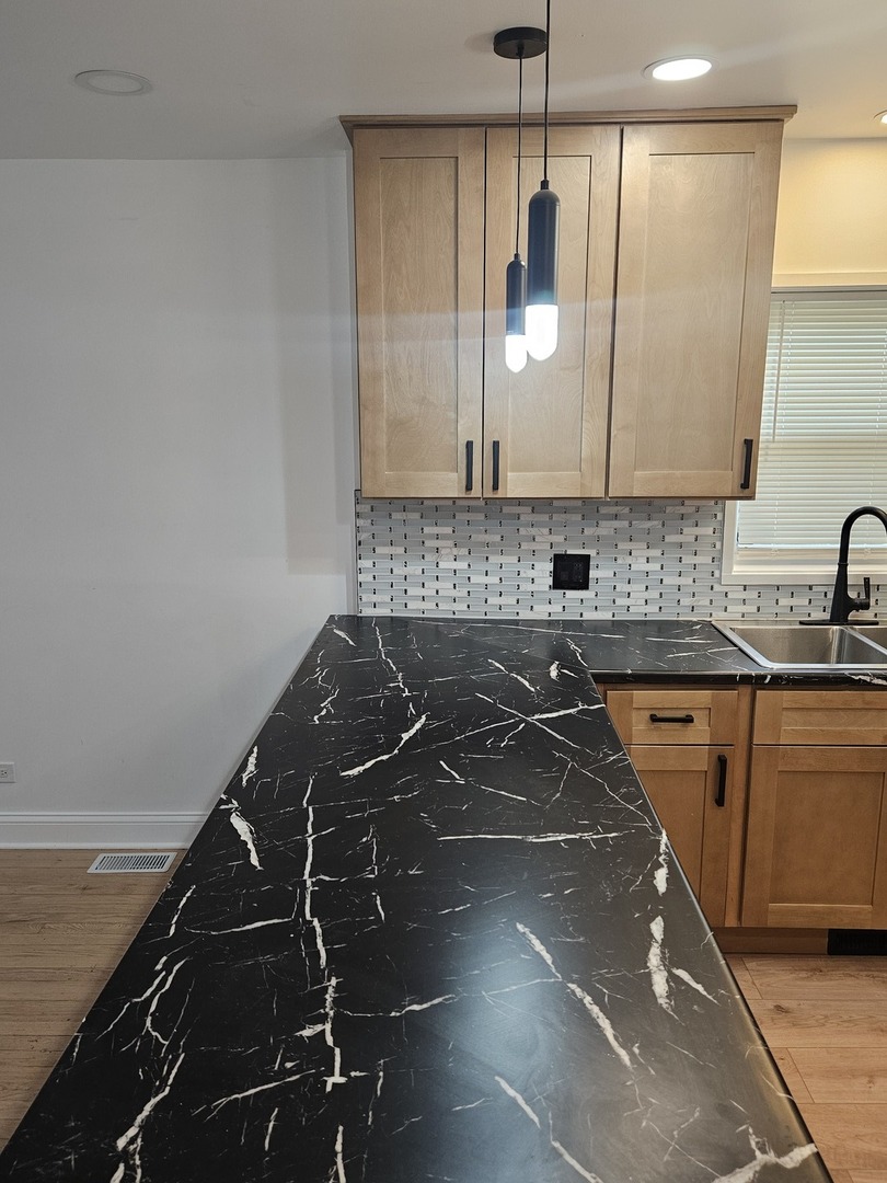 12218 South Wentworth Avenue Chicago IL 60628