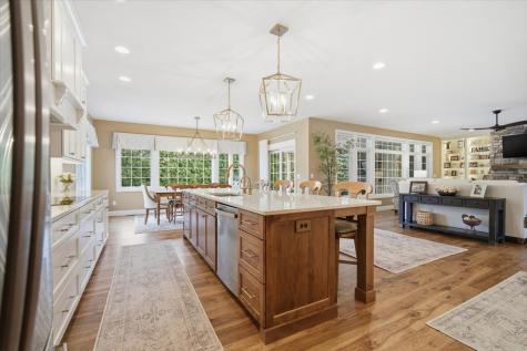 34 Stonebrook Court Bloomington IL 61704