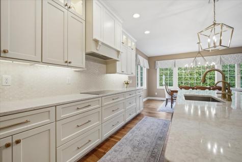 34 Stonebrook Court Bloomington IL 61704