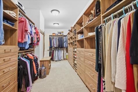 34 Stonebrook Court Bloomington IL 61704