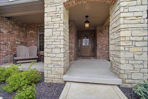 34 Stonebrook Court Bloomington IL 61704