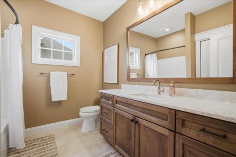 34 Stonebrook Court Bloomington IL 61704