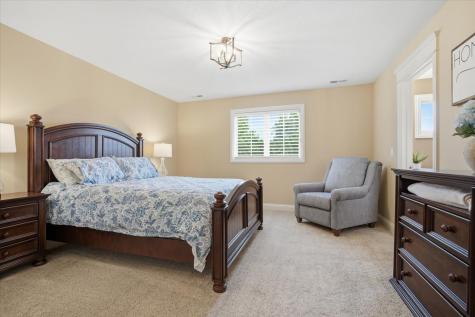 34 Stonebrook Court Bloomington IL 61704