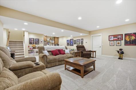 34 Stonebrook Court Bloomington IL 61704