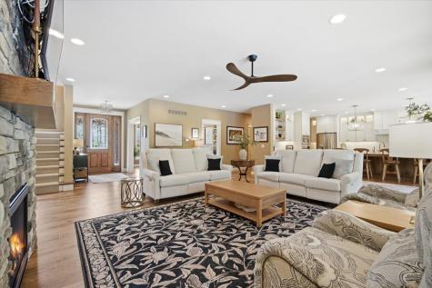 34 Stonebrook Court Bloomington IL 61704