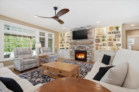 34 Stonebrook Court Bloomington IL 61704