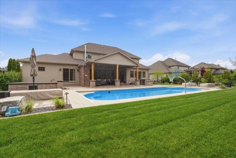 34 Stonebrook Court Bloomington IL 61704