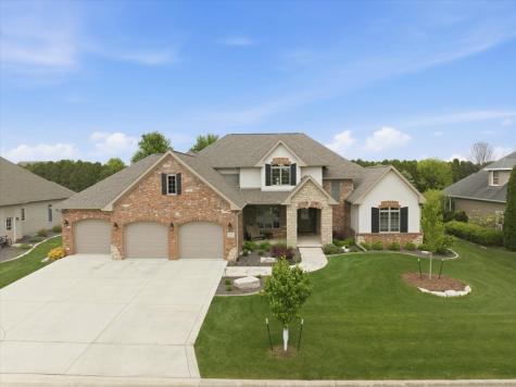 34 Stonebrook Court Bloomington IL 61704