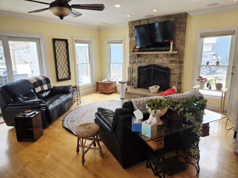 145 South Hickory Street Palatine IL 60067