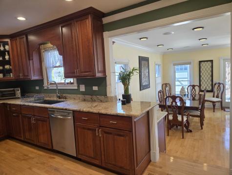 145 South Hickory Street Palatine IL 60067