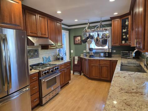 145 South Hickory Street Palatine IL 60067