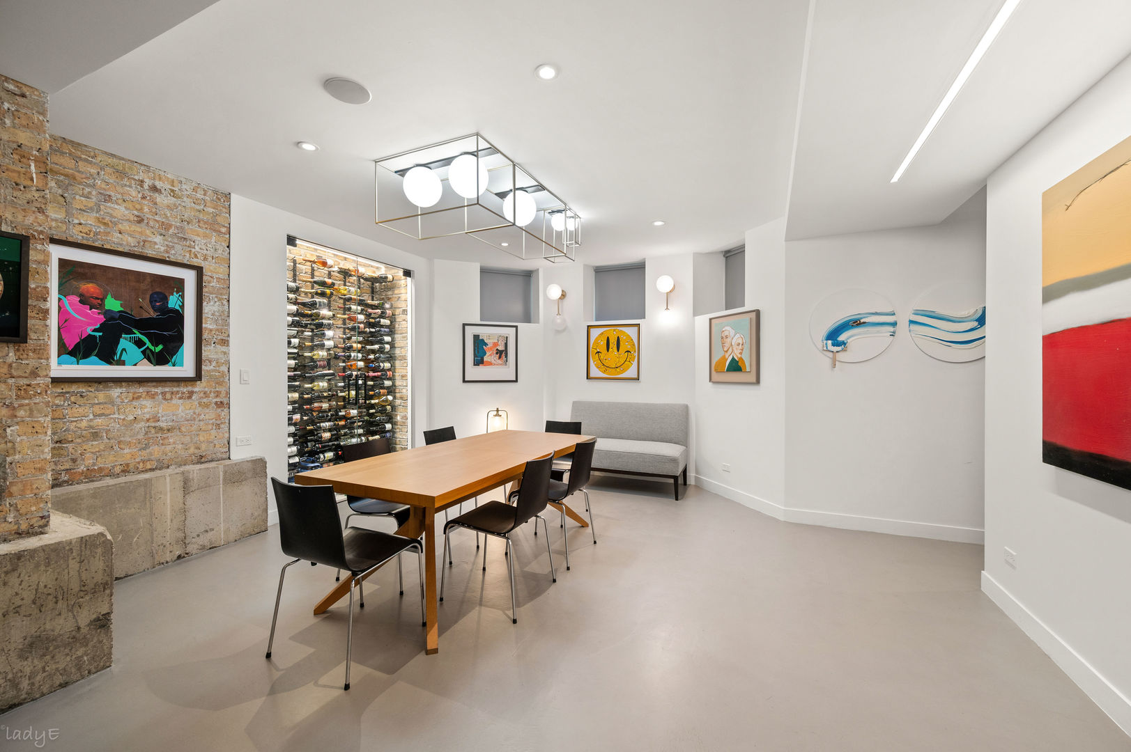 819 West Junior Terrace Chicago IL 60613