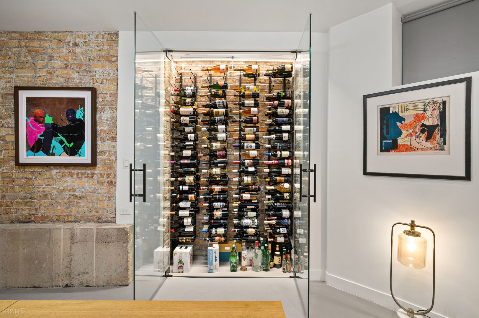 819 West Junior Terrace Chicago IL 60613