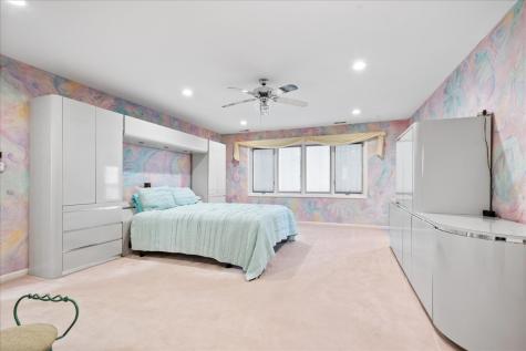 3918 Enfield Avenue Skokie IL 60076