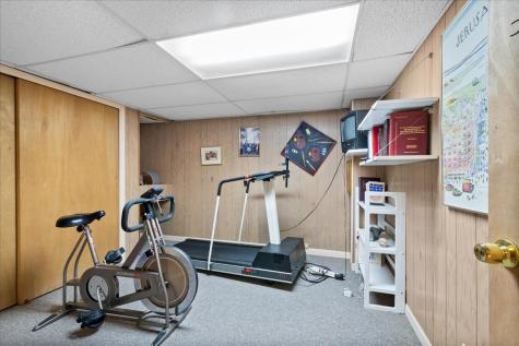 3918 Enfield Avenue Skokie IL 60076