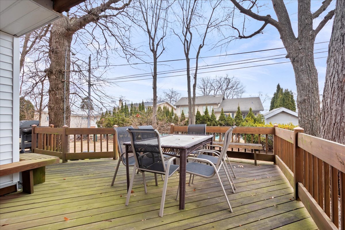 3918 Enfield Avenue Skokie IL 60076