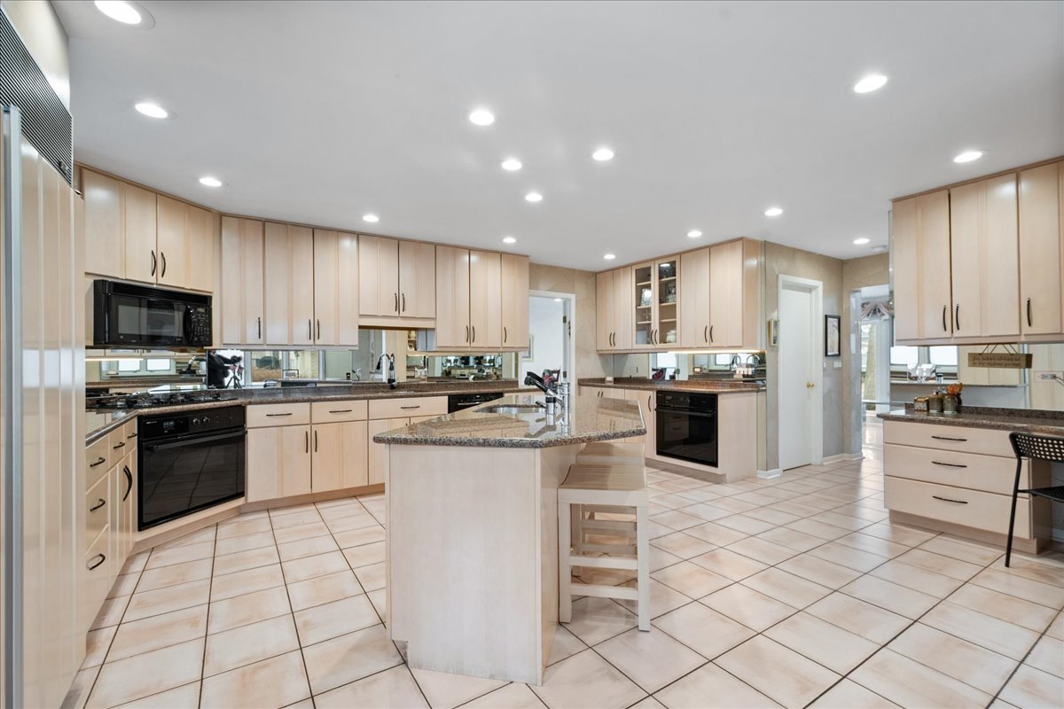 3918 Enfield Avenue Skokie IL 60076