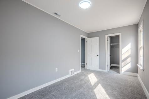 7836 South Saint Lawrence Avenue Chicago IL 60619