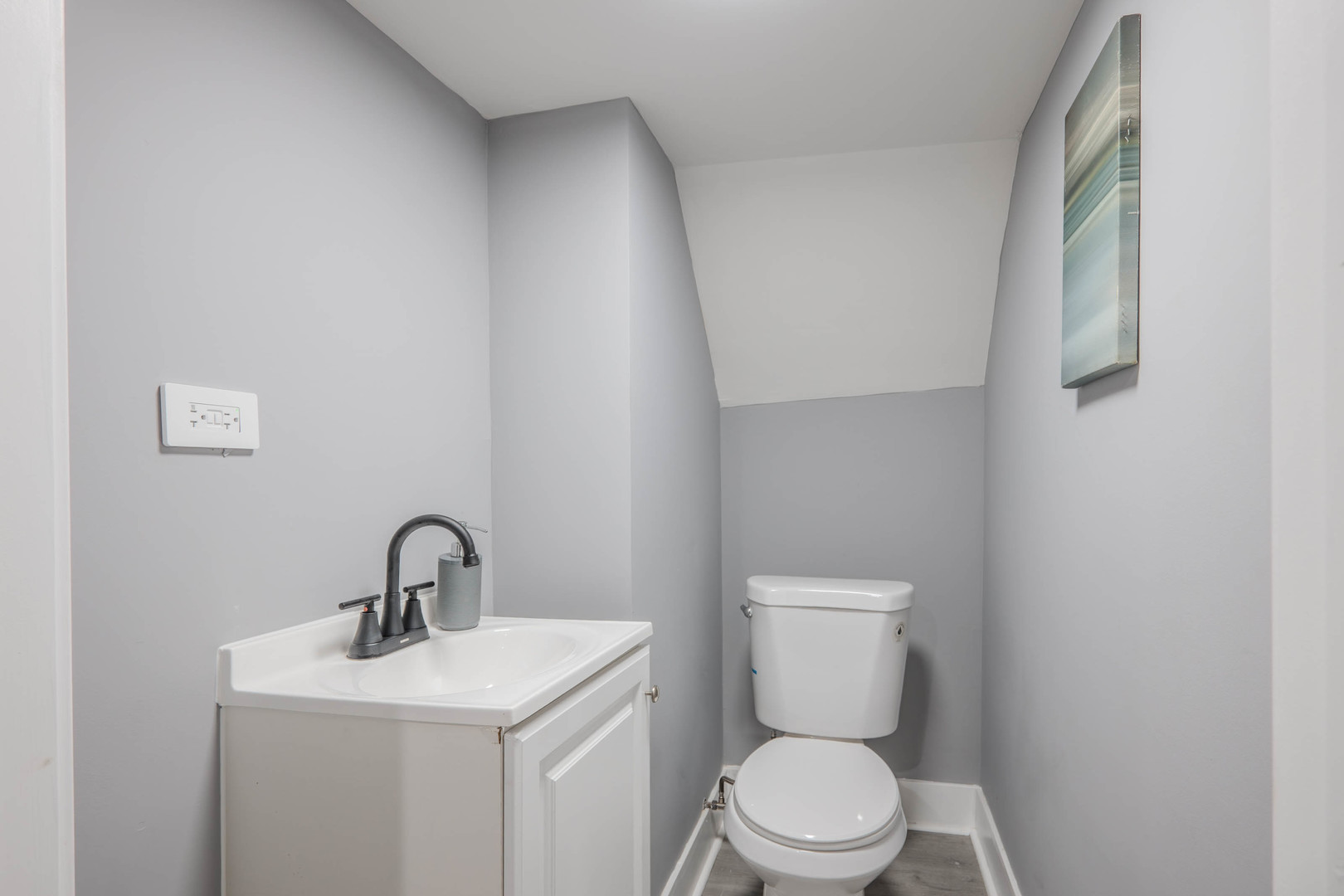7836 South Saint Lawrence Avenue Chicago IL 60619
