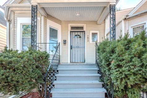 7836 South Saint Lawrence Avenue Chicago IL 60619