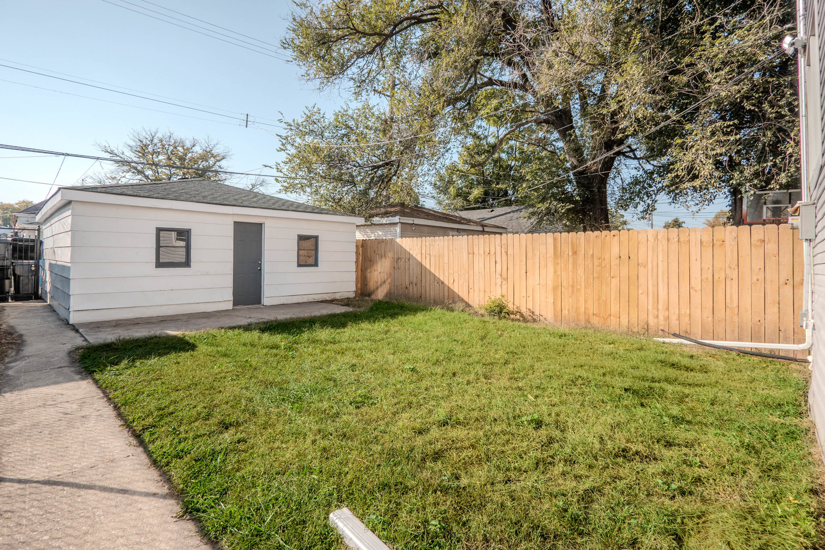 7836 South Saint Lawrence Avenue Chicago IL 60619