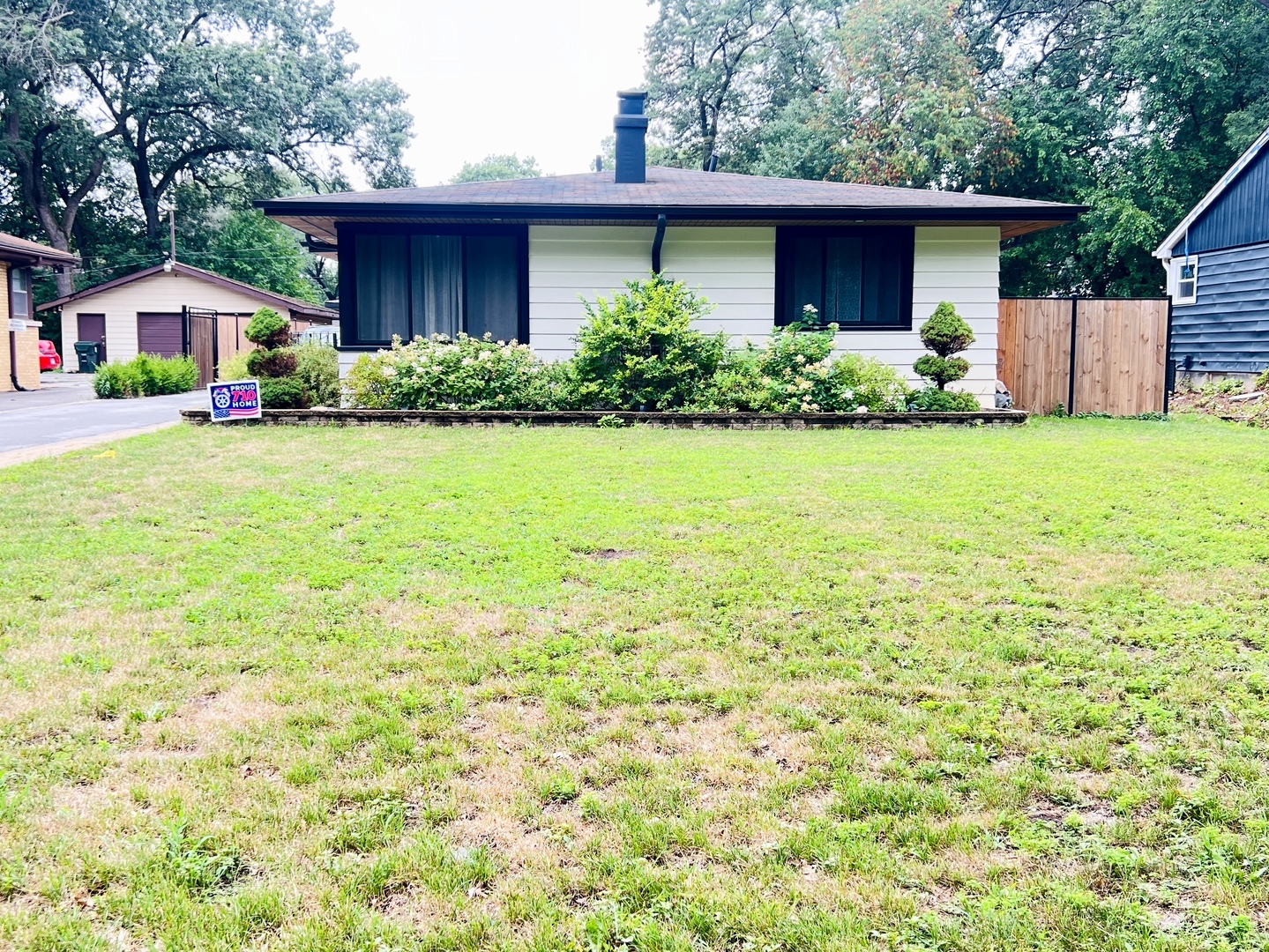 17750 Clyde Avenue Lansing IL 60438