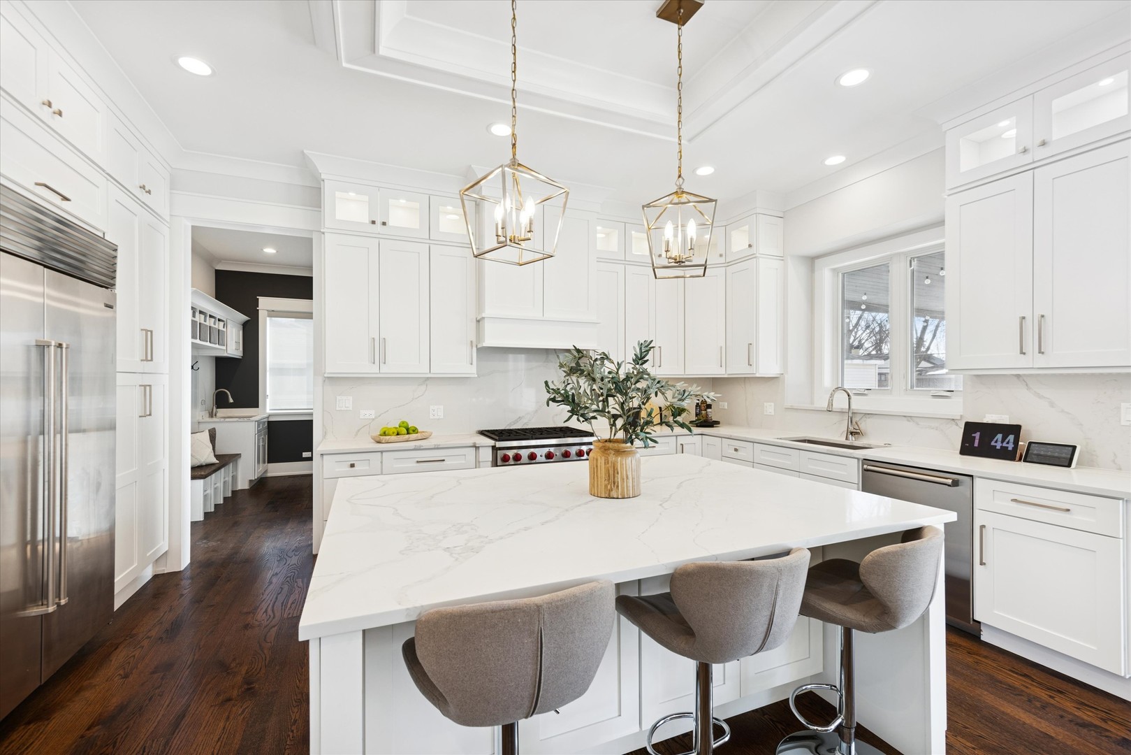 432 North Ridgeland Avenue Elmhurst IL 60126