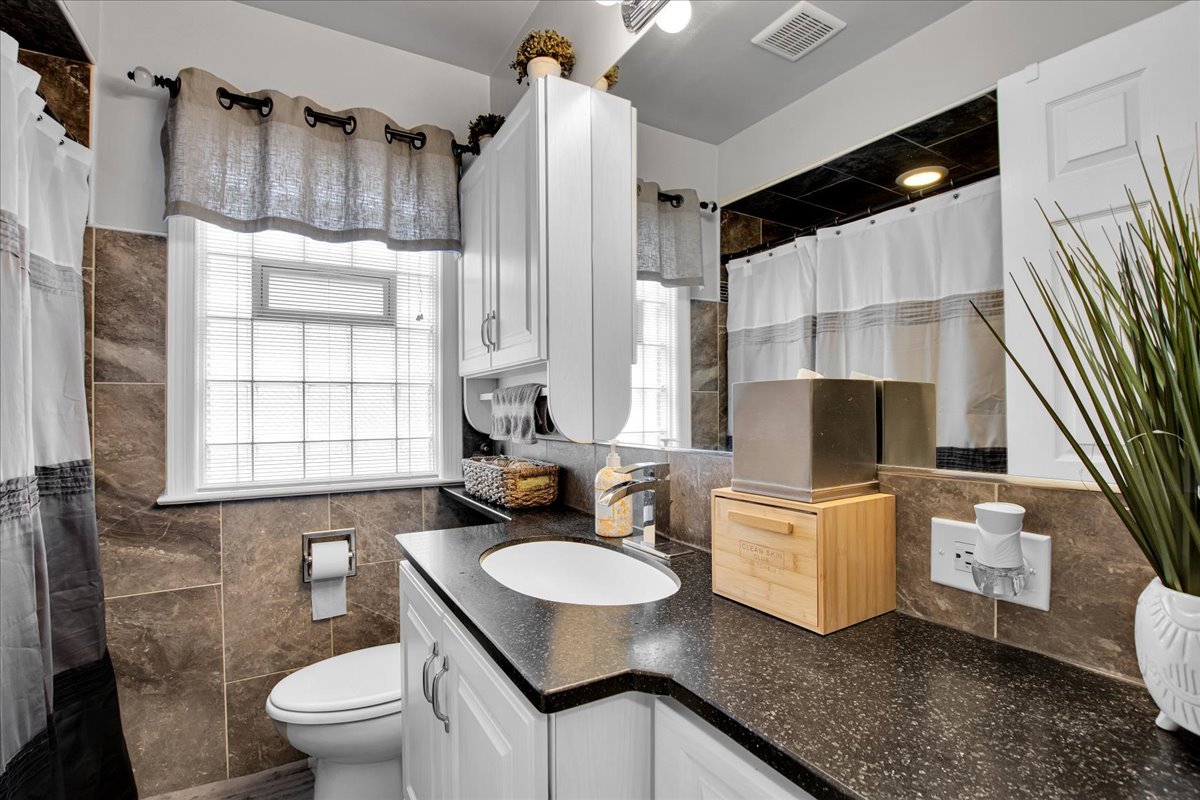6719 South Keeler Avenue Chicago IL 60629