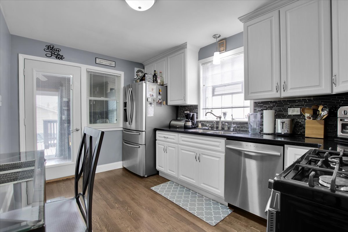 6719 South Keeler Avenue Chicago IL 60629