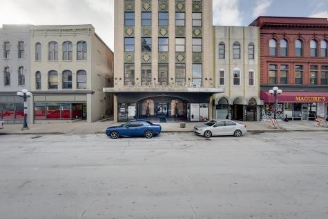 212 North Center Street Bloomington IL 61701
