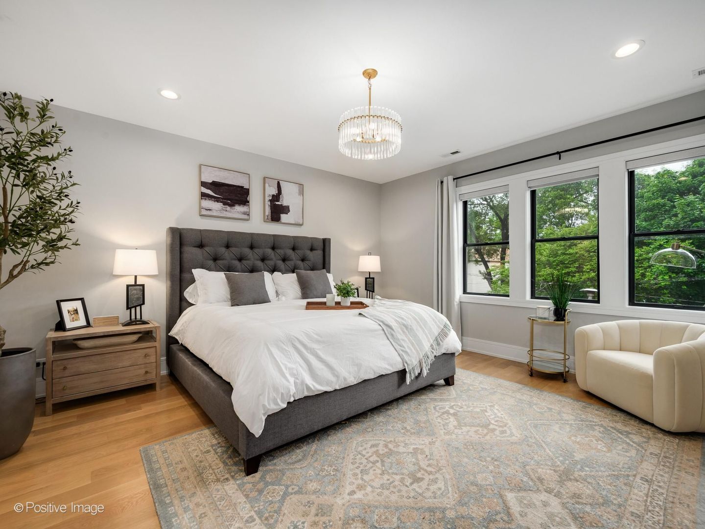 2153 West Fletcher Street Chicago IL 60618