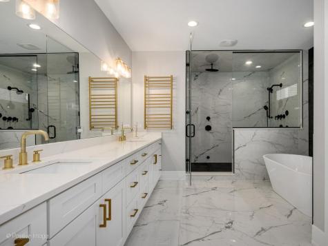 2153 West Fletcher Street Chicago IL 60618