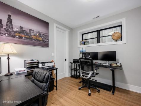 2153 West Fletcher Street Chicago IL 60618