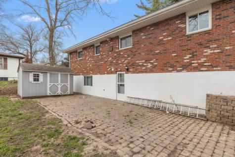 2241 Alby Street Alton IL 62002