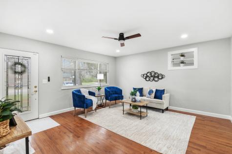 2241 Alby Street Alton IL 62002