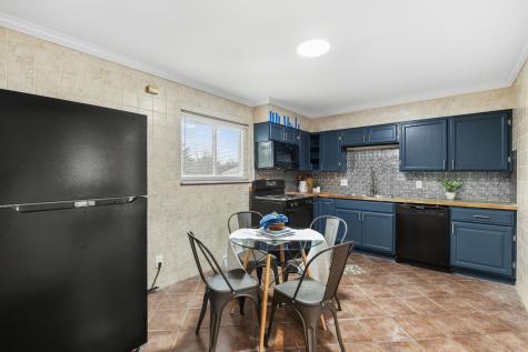 2241 Alby Street Alton IL 62002