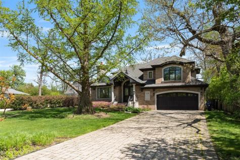 1109 Hohlfelder Road Glencoe IL 60022