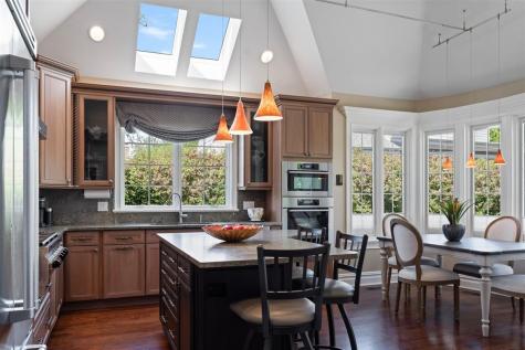 1109 Hohlfelder Road Glencoe IL 60022