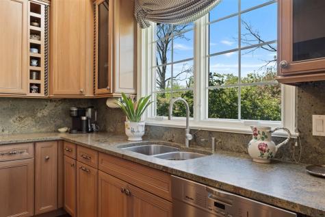 1109 Hohlfelder Road Glencoe IL 60022