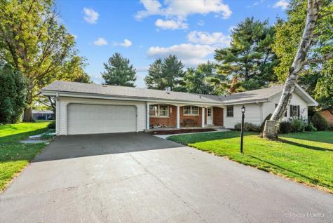 977 Lindenwood Drive Aurora IL 60506