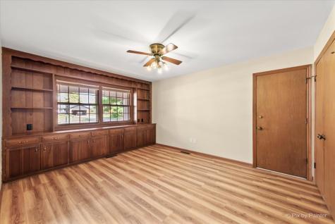 977 Lindenwood Drive Aurora IL 60506