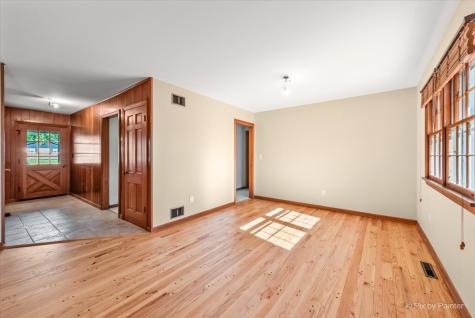 977 Lindenwood Drive Aurora IL 60506